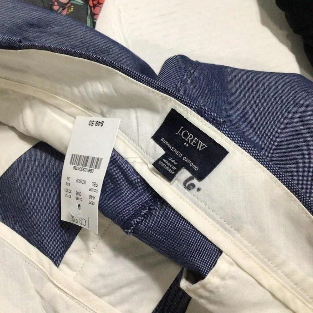 NWT J. Crew Factory 9” Sunwashed Blue Oxford Shorts 34